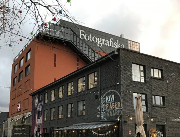 Fotógrafa letona exhibe 25 años de vida cotidiana en muestra que abre en Tallin Fotógrafa letona exhibe 25 años de vida cotidiana en muestra que abre en Tallin