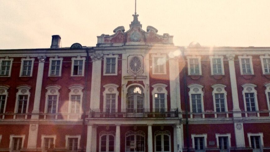 Arte finlandés en el palacio de Kadriorg, Tallin