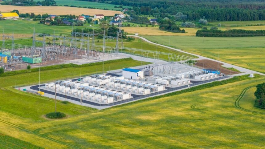 Estonia activa Hertz 2, uno de los mayores parques de baterías de Europa