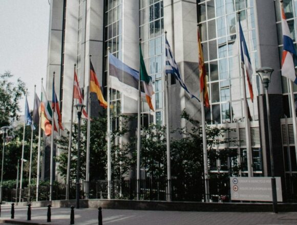 Estonia y ocho países piden suspender fondos de la UE al COI Estonia y ocho países piden suspender fondos de la UE al COI
