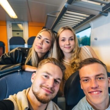 El tren Tallin-Tartu-Riga supera los 19.000 viajeros en Elron