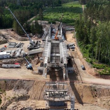 Trenes de caliza para la construcción de Rail Baltica en Estonia Trenes de caliza para la construcción de Rail Baltica en Estonia